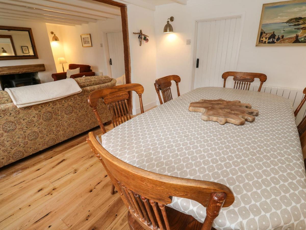 Oaktree Cottage Сент-Остелл Екстер'єр фото